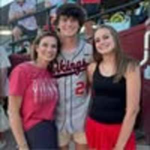 Meet your Posher, Holli